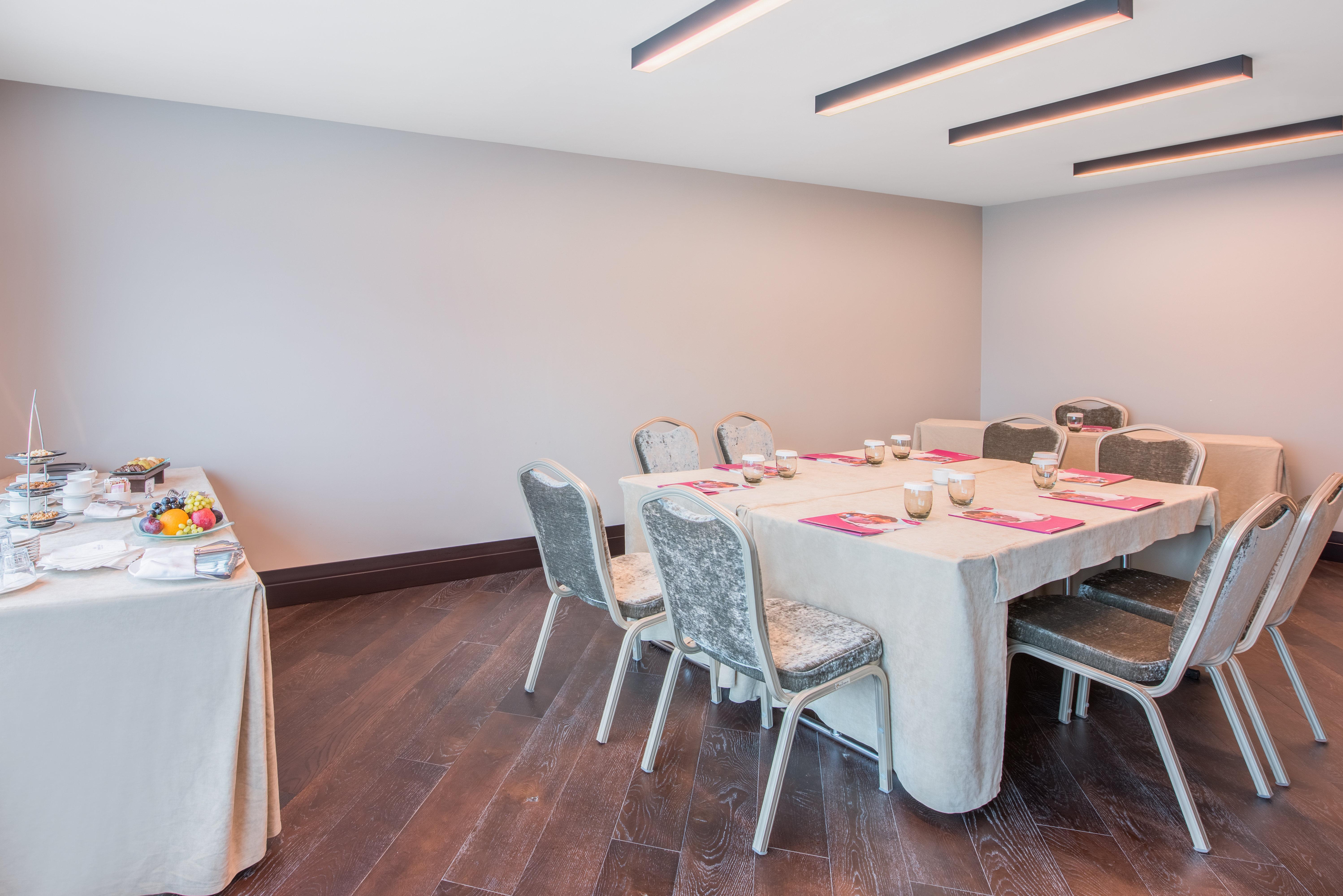 Отель Crowne Plaza Istanbul Oryapark By Ihg Экстерьер фото