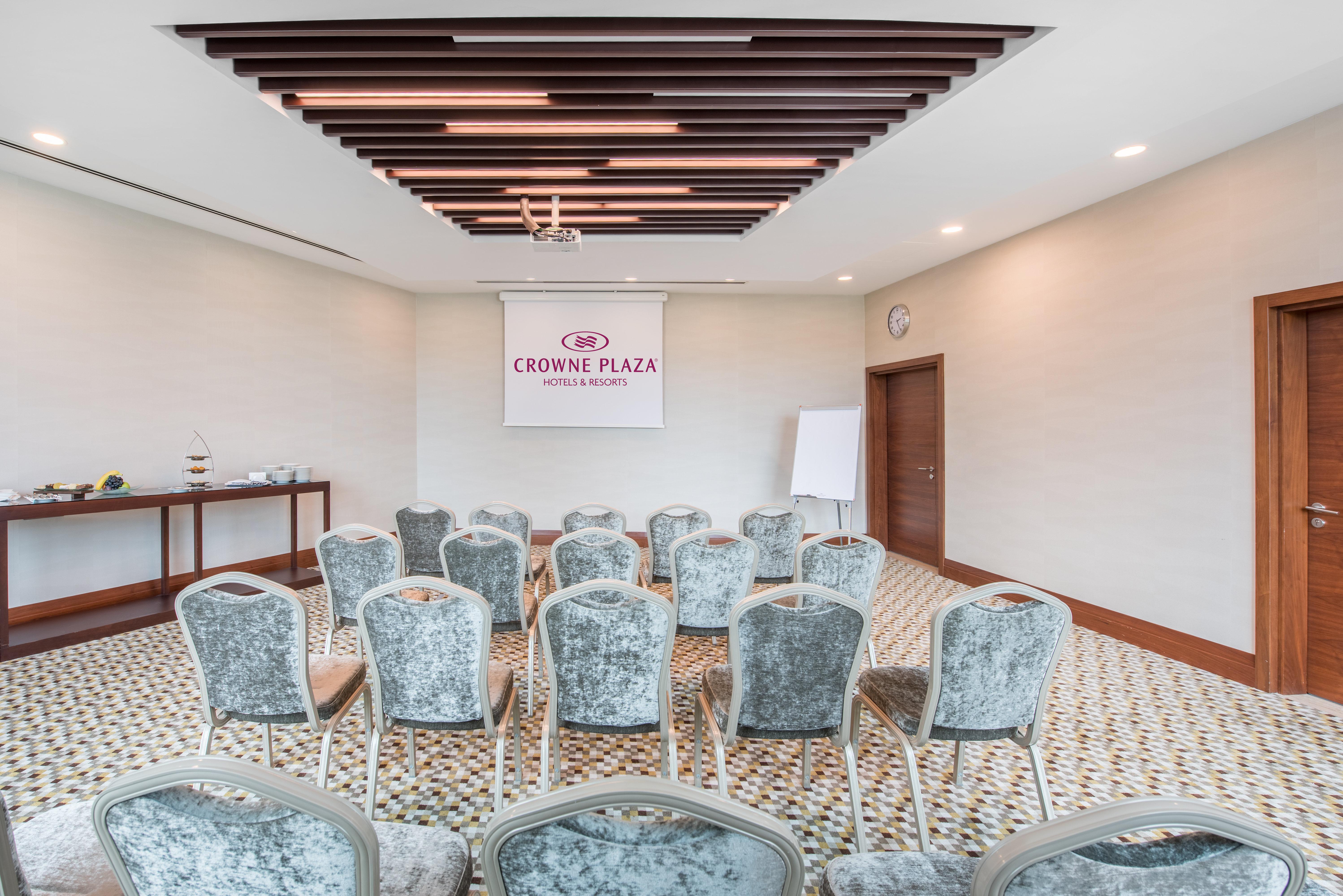 Отель Crowne Plaza Istanbul Oryapark By Ihg Экстерьер фото