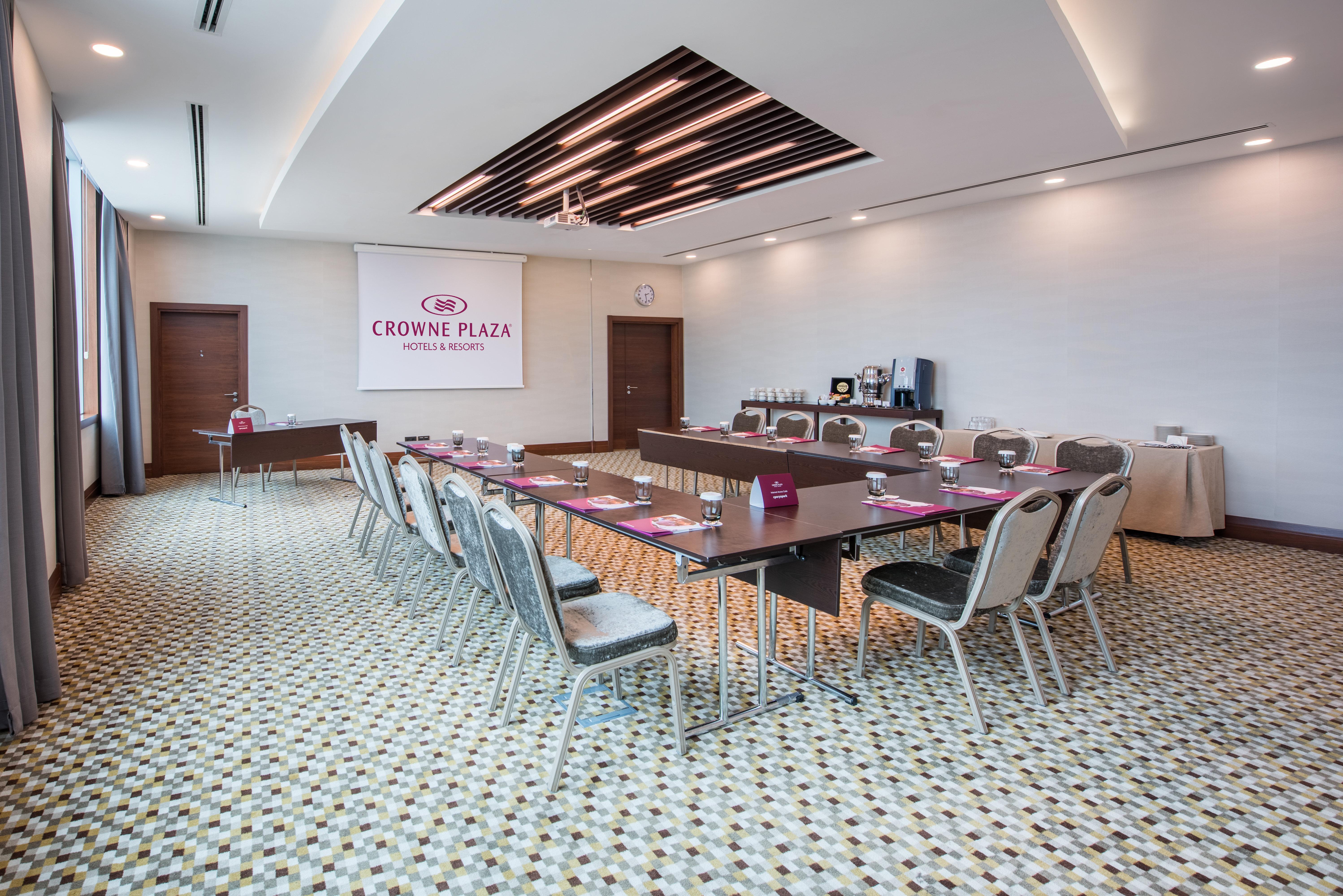 Отель Crowne Plaza Istanbul Oryapark By Ihg Экстерьер фото
